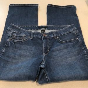 WHITE HOUSE BLACK MARKET CONTOUR CROP JEANS